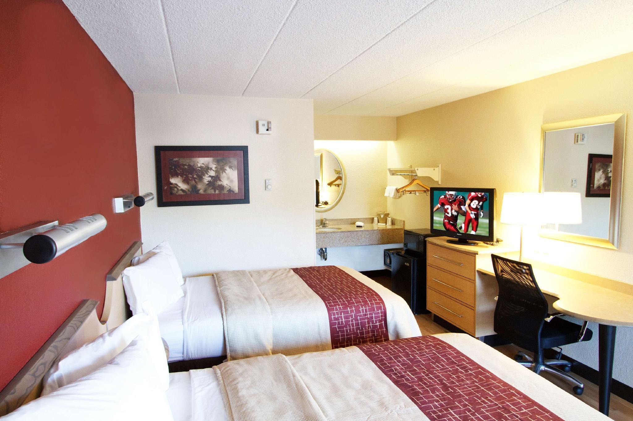 לנגהורן Red Roof Inn Philadelphia - Oxford Valley מראה חיצוני תמונה