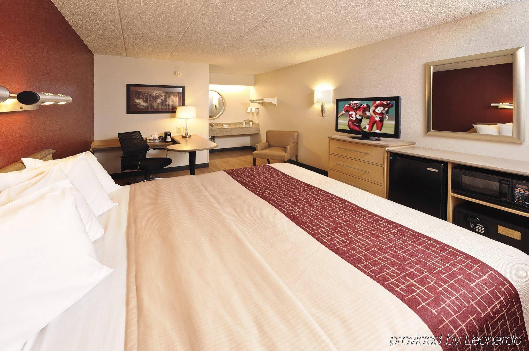 לנגהורן Red Roof Inn Philadelphia - Oxford Valley מראה חיצוני תמונה